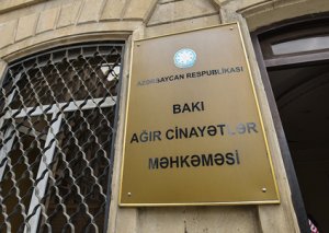 İcra başçısının bacısı oğlunun vəkili medianın məhkəmədə iştirakına etiraz etdi-