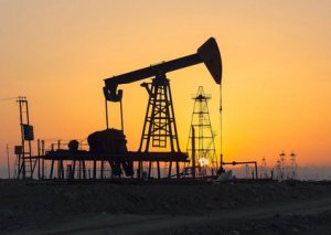 "Brent" markalı neftin qiyməti 67 dollardan aşağı düşdü