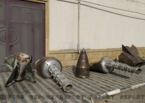 Bakıda “İskəndər” raketlərinin qalıqları nümayiş etdirilir FOTOLAR