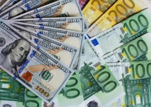 Mərkəzi Bank dollarla bağlı məlumat yaydı