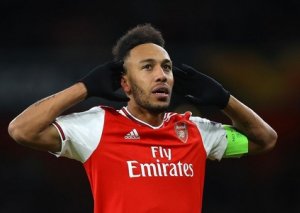 "Arsenal"ın hücumçusu malyariyaya yoluxub