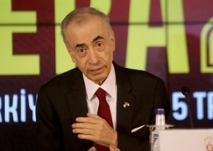 "Qalatasaray"ın prezidenti namizədliyini geri götürdü