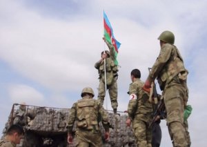 Bir qrup hərbçi “Kəlbəcərin azad olunmasına görə” medalı ilə təltif edildi SİYAHI