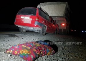 Ucarda baş verən ağır yol qəzasında sürücü ölüb, ailə üzvləri xəsarət alıb