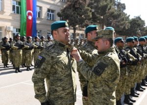 Azərbaycan sərhədçilərinə orden və medallar təqdim edilib