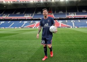 Messi PSJ-də oynayacağı mövqe ilə bağlı suala cavab verdi
