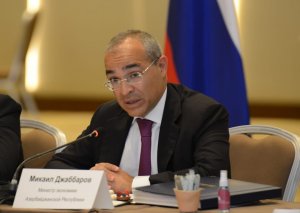Azərbaycanda qeyri-neft sektorunda ixrac 1,6 milyard dollara yaxınlaşıb - Nazir