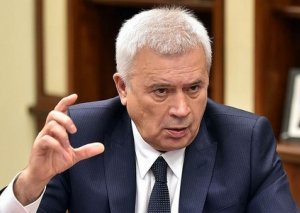 Vahid Ələkbərov: “Neftin qiymətinin 100 dollardan çox olmasını istəməzdim”