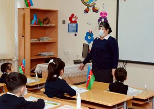 Naxçıvanda müəllimlərin maaşının 2 dəfə artırılması xəbərinə -