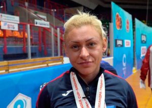 Kostova diskvalifikasiya qərarından razıdır