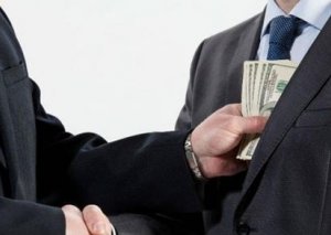 Azərbaycanda tender korrupsiyası: çıxış yolu nədir?