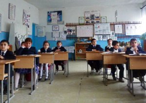 Bakıda bir sinif koronavirusa görə distant təhsilə keçib