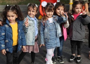 Leyla Əliyeva abadlaşdırılan növbəti həyətin açılışında iştirak etdi