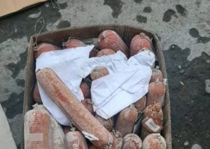 Göyçayda istehlaka yararsız kolbasa məhsulları aşkar olunub