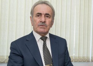 Canəli Əkbərovla xanımı koronavirusa yoluxmayıb