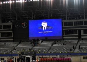 “Qarabağ”ın oyunundan əvvəl Elnur Əşrəfoğlu anıldı
