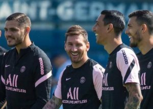 Messi 28 yaşlı oyunçu ilə eyni komandada olmaq istəmir