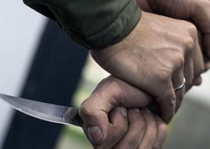 Bakıda qonşular arasında dava bıçaqlanma ilə nəticələndi