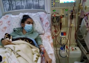 Tələbə qızın sizin köməyinizə ehtiyacı var