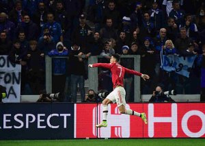 Ronaldo baş məşqçisini geridə qoydu