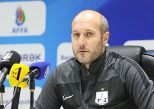 Samir Abasov azarkeşləri təhqir etdi, sərt cəza aldı