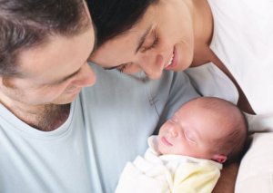 Azərbaycanda valideynlər bir uşağa hər iki babasının adını qoymaq istədilər: