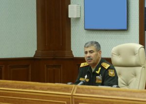 Müdafiə Nazirliyində xidməti müşavirə keçirilib