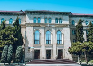 Ədliyyə işçilərinin peşə bayramıdır