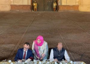 İçərişəhərlə Pakistanın Lahor Qala Şəhəri arasında dostluq protokolu imzalanıb