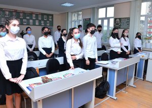 Daha 2 məktəbdə əyani dərslər bərpa olundu