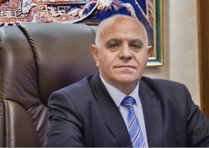 Vidadi Muradov çayçını şirkət direktoru, oğlunu müavin təyin edib - MƏHKƏMƏ