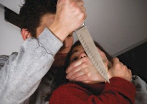 Ağcabədidə kişi həyat yoldaşı və qayınatasını bıçaqladı