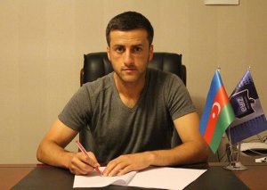 Millimizin daha bir sabiq futbolçusu hakimi təhqir edib