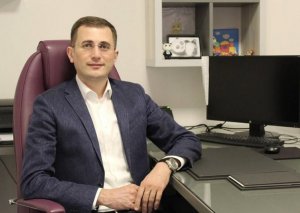 Səhiyyə Nazirliyi uşaqların xüsusi inkişafı üçün cədvəllər hazırlayıb