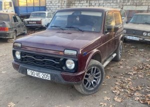 Polislə münaqişə yaradan sürücü həbs edilib