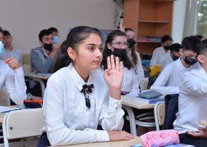 Bakıda XII sinifdə təhsil alan şagirdlərin sayı açıqlandı