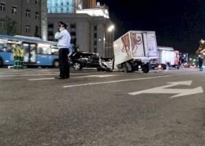 Bakıda “Jeep” ər-arvadı vurub öldürdü