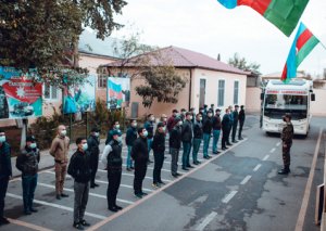 Hərbi xidmətə gedəcək şəxslərin NƏZƏRİNƏ