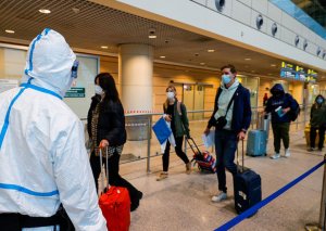 “Omicron” ştamına hava nəqliyyatının hərəkətini iflic edib