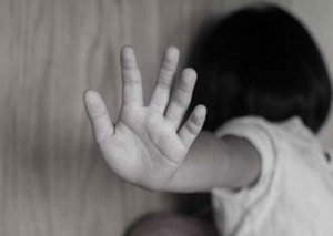 15 yaşlı qızın yaşadığı dəhşəti məktəb psixoloqu üzə çıxardı