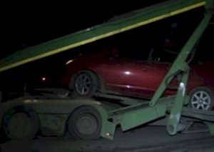 Azərbaycanda avtomobil daşıyan yük maşını qəzaya düşdü