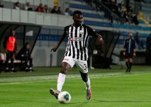 “Neftçi”nin futbolçusu koronavirusa yoluxdu