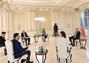 Prezident İlham Əliyev yerli televiziya kanallarına müsahibə verib