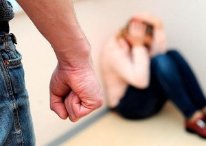 Şamaxıda ər arvadını uşaqlarının gözü qarşısında öldürübmüş