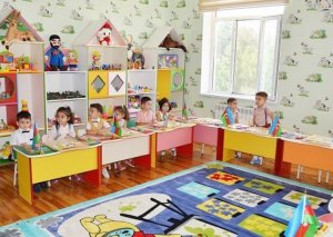 Bağça müdirləri və işçilərin əmək müqaviləsinin müddəti uzadılıb