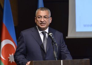 Prezidentdən Rövşən Rzayevlə bağlı