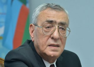Çingiz Hüseynzadə yenidən federasiya prezidenti seçildi