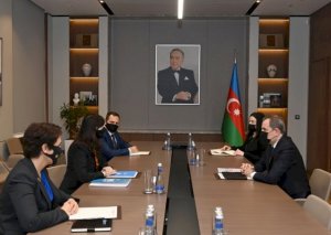 Ceyhun Bayramov BMT-nin Azərbaycanda rezident əlaqələndiricisi ilə görüşdü