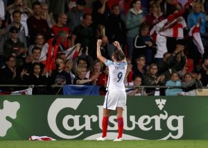 İngiltərədə futbolçulara analıq məzuniyyətinə çıxmağa icazə verilib