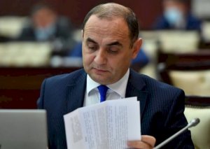 Deputata 1 508 müraciət ünvanlanıb: “Hamının yanında olmağa çalışırıq“